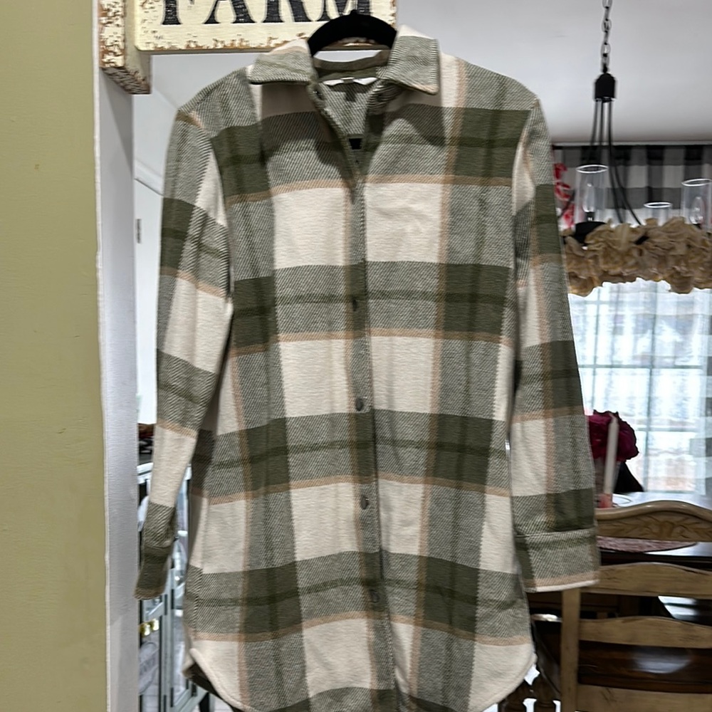 Plaid Button-Up Shirt - Green and Cream